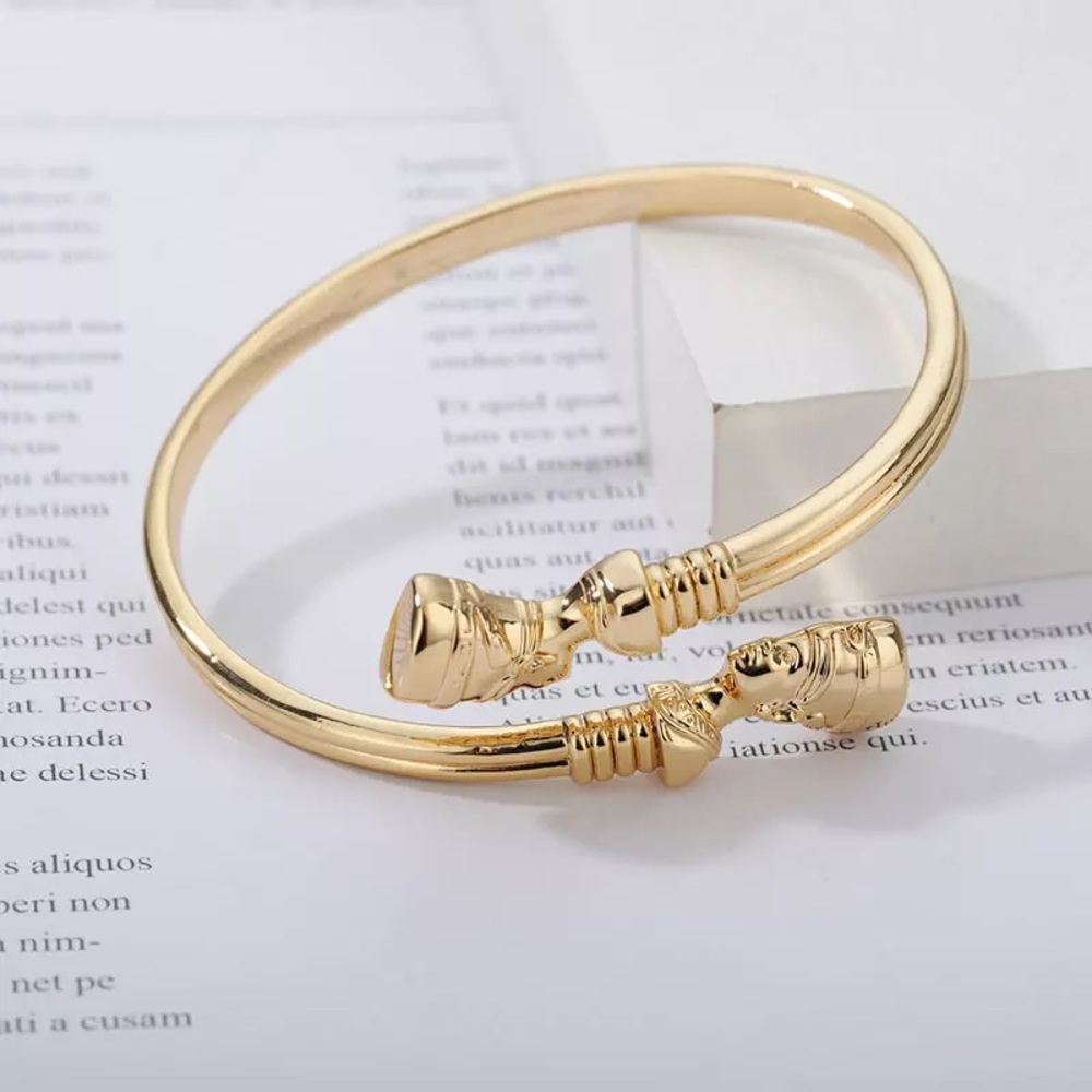 Stainless Steel Egyptian Queen Nefretiti Bracelet - Picture 2 of 5